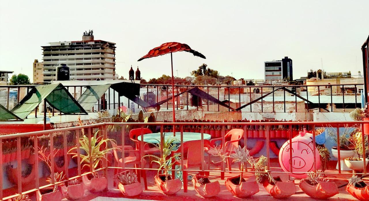 Hotel The Roof Backpackers Guadalajara Exterior foto